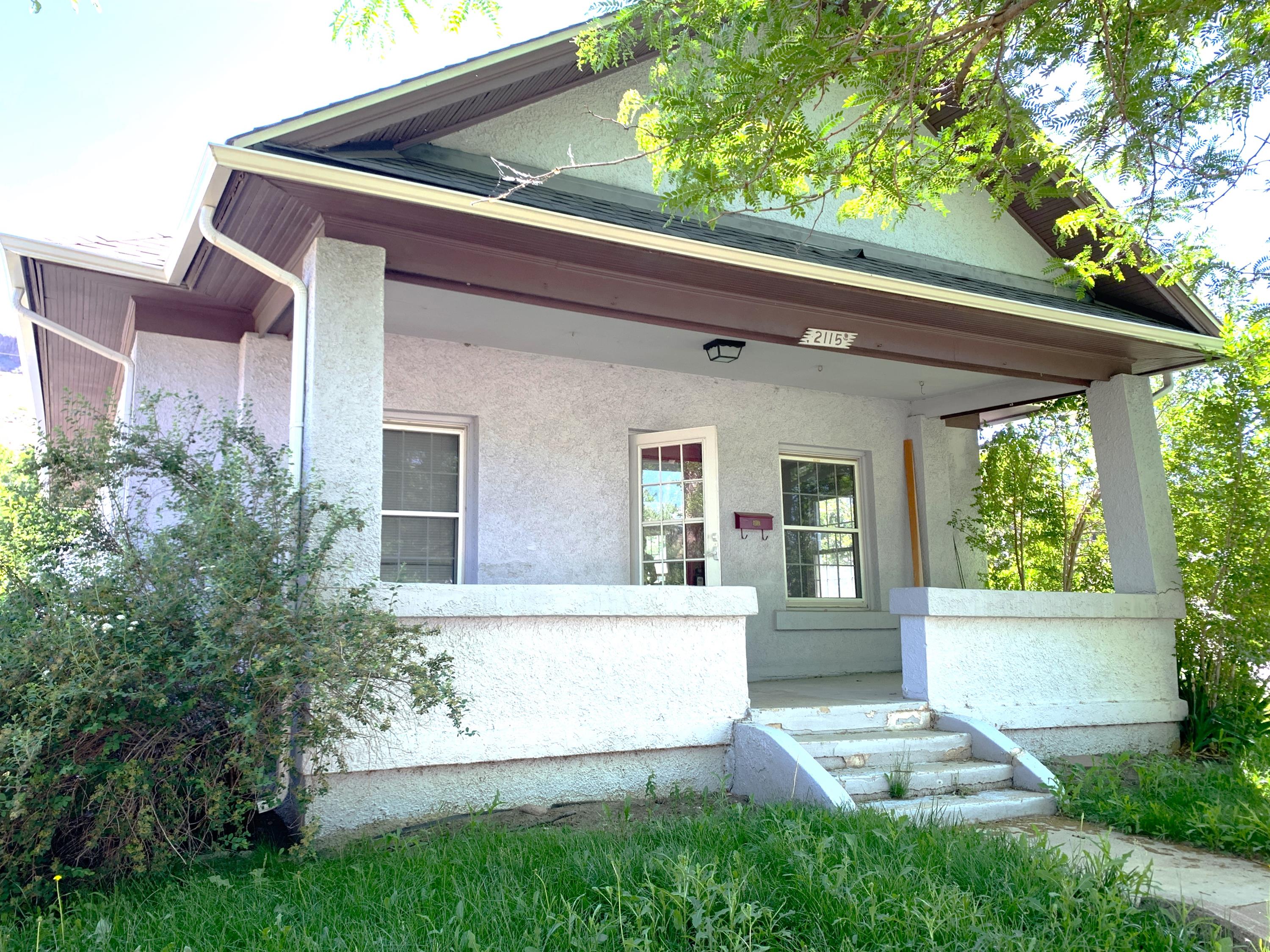 2115 Ford St.